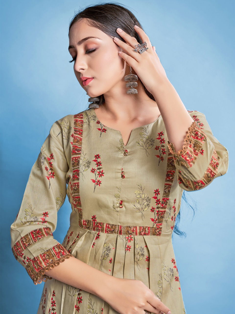Style Instant Sanjana Fancy Ethnic Wear Wholesale Cotton Kurti With Bottom